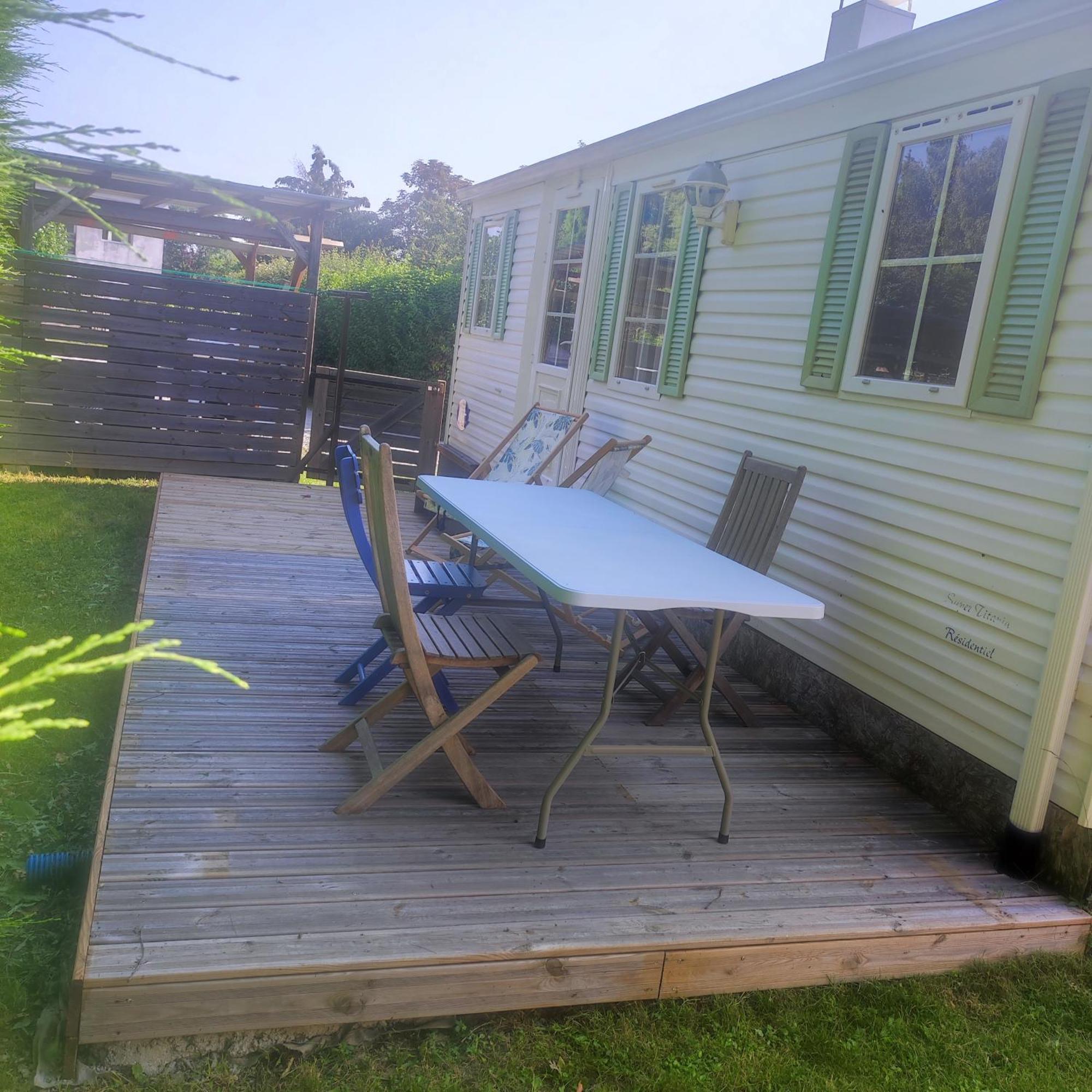 Mobile-Home Avec Terrasse Thonon-les-Bains Exterior foto